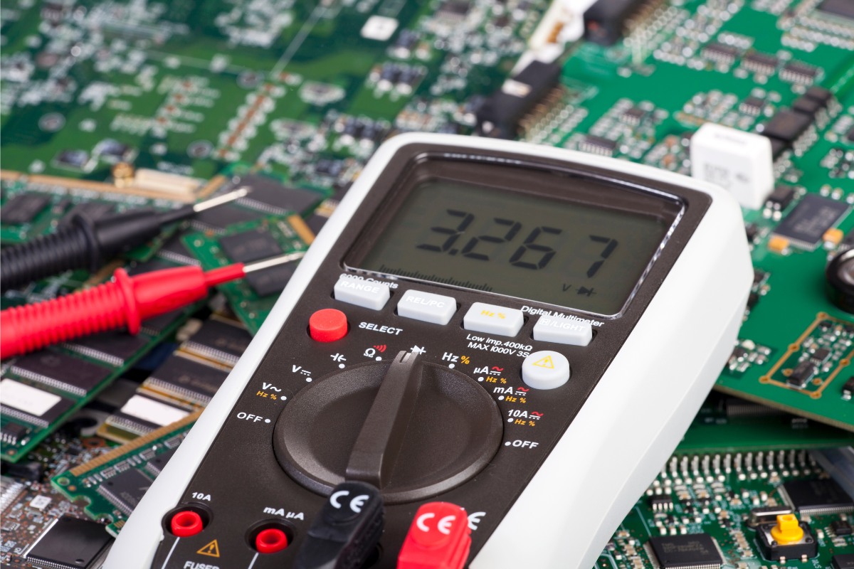 Advanced diagnostic tools measuring motherboard voltage